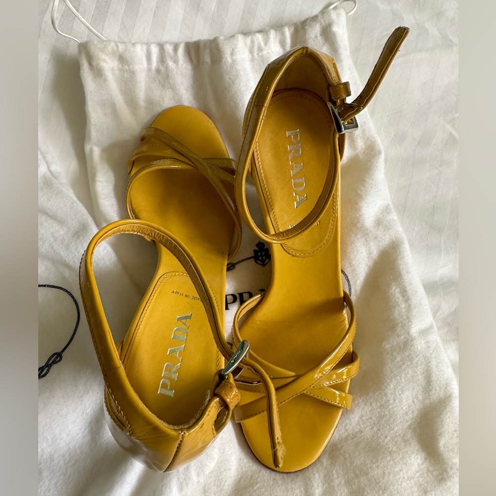 Prada "vero Cuoio" Leather Strappy Heels, size 36, Yellow - Picture 2 of 3